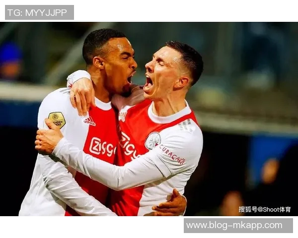 阿贾克斯在曼联拒绝乌加特后转向阿森纳洽谈津琴科租借事宜